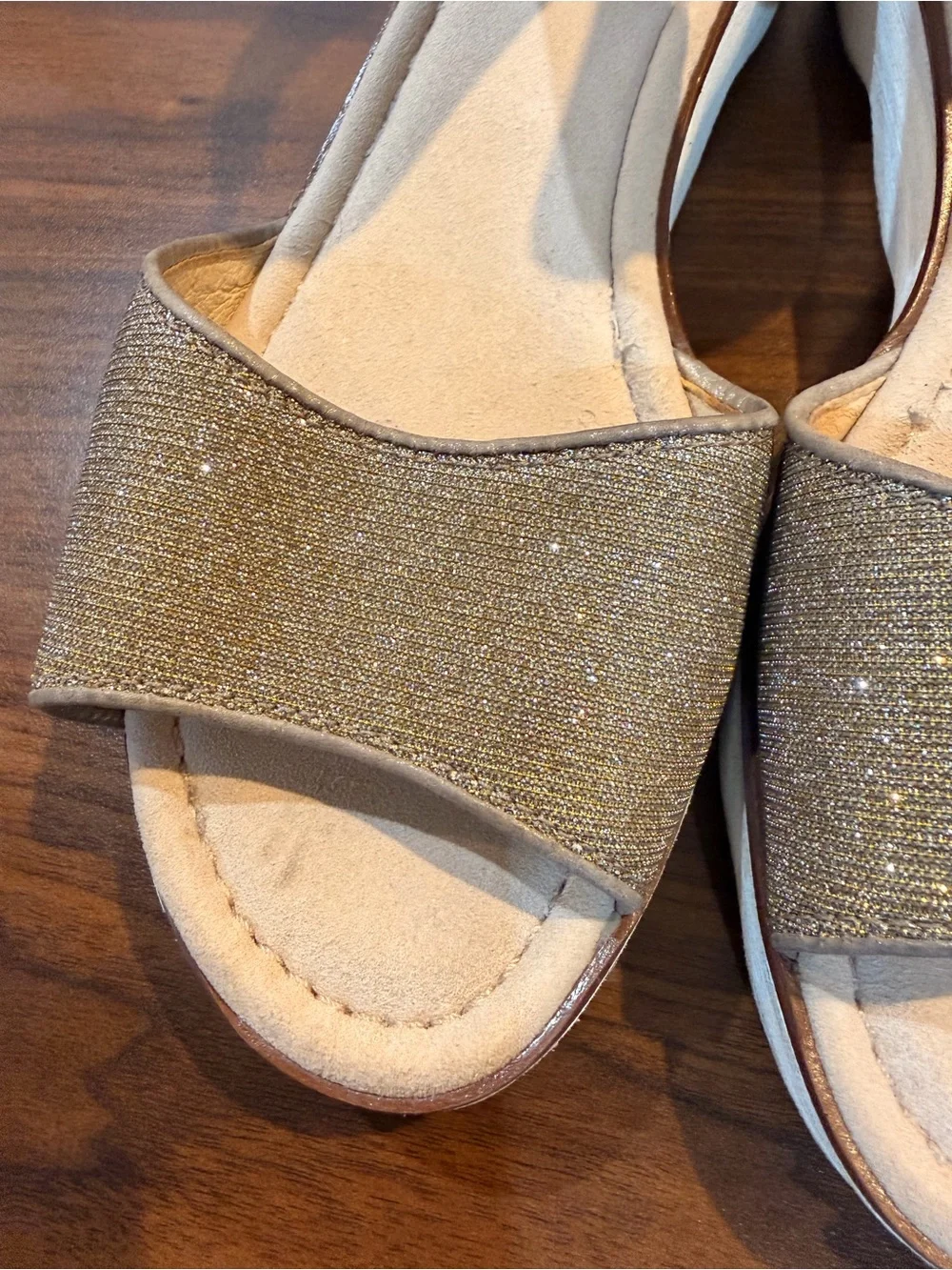 Gabor Womens Gold Glitter Ankle-Strap Sandals Size 8.5 US 10.5